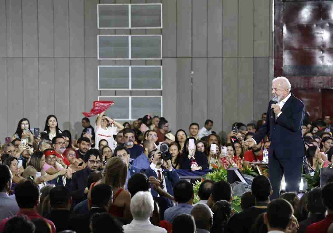Ceará celebra avanços na educação com presença do presidente Lula